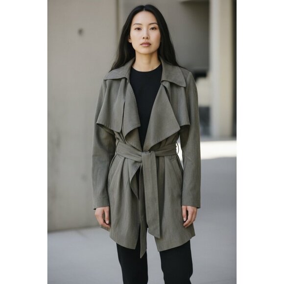 CLUB MONACO CLASSIC LINED ENDURING STYLE MOSS MINI TRENCHCOAT - Medium - Picture 3 of 13